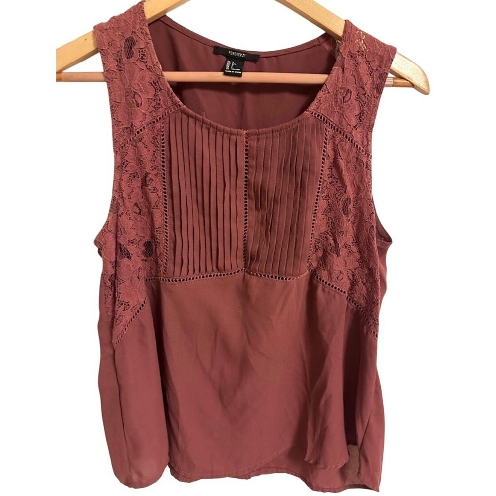 Forever 21 Womens Mauve Lace Pleated Bib Sleeveless Blouse Top Large Boho Rose
